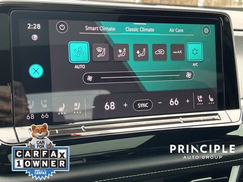 Certified 2024 Volkswagen Atlas Cross Sport SEL R-Line image 24