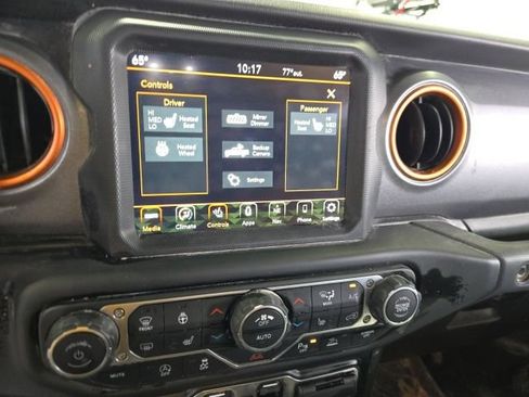 Used 2021 Jeep Gladiator Mojave AWD/4WD image 16