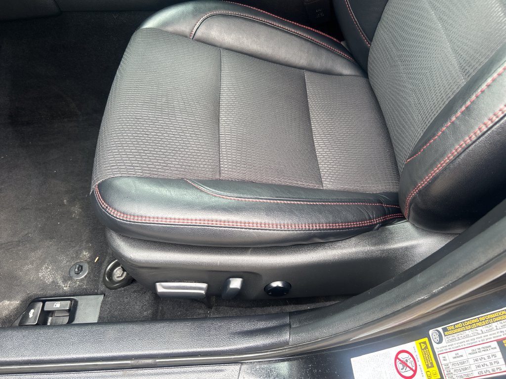 Used 2017 Toyota Camry SE FWD image 29