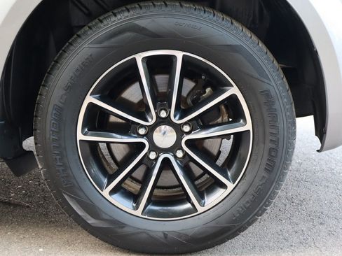 Used 2017 Dodge Journey SE w/ Flexible Seating Group image 41