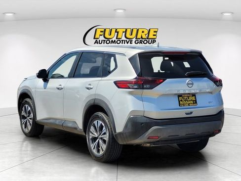 Certified 2023 Nissan Rogue SV FWD image 7