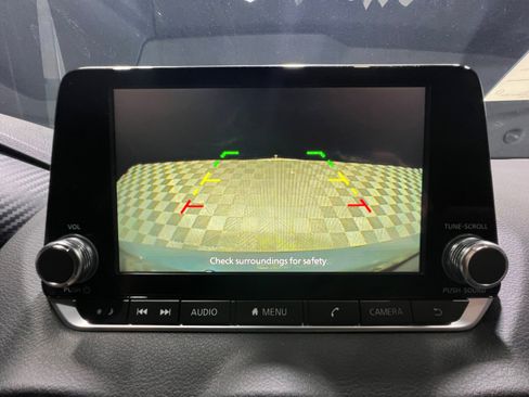 New 2025 Nissan Sentra SR image 29