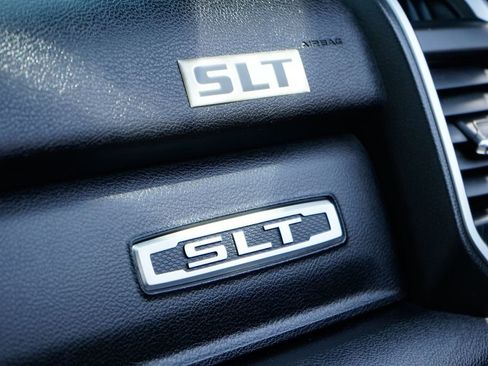 Used 2022 RAM 5500 SLT w/ Quick Order Package 27G SLT RWD image 37