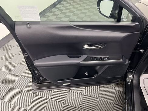 Certified 2025 Lexus UX 300h FWD image 9