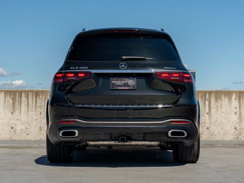 Certified 2024 Mercedes-Benz GLS 450 4MATIC w/ AMG Line Exterior image 5