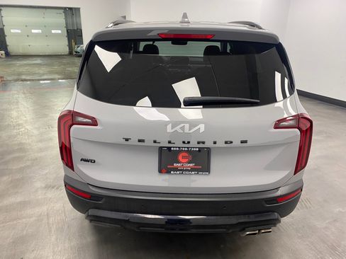 Used 2022 Kia Telluride SX w/ SX Prestige Package image 5