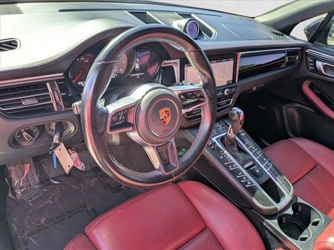 Used 2019 Porsche Macan S image 10