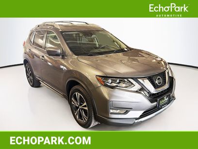 Used 2017 Nissan Rogue SL w/ SL Premium Package
