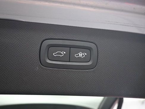 Used 2022 Volvo XC90 T8 Inscription Expression w/ Advanced Package image 33