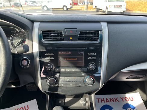 Used 2015 Nissan Altima 2.5 S w/ Power Driver Seat Package image 18