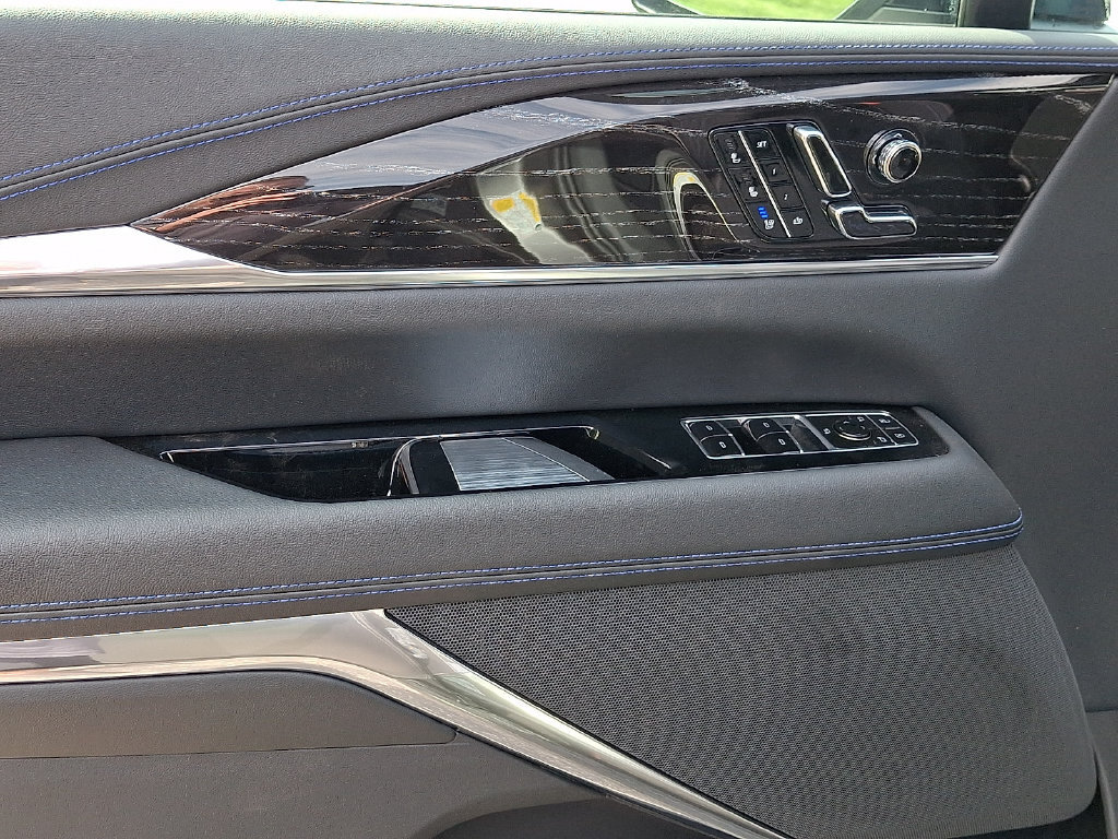 New 2026 Cadillac Escalade IQ Sport 1 AWD/4WD image 8