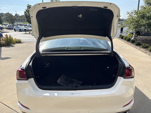 Used 2021 Lexus ES 350 F Sport w/ Protection Package (P3) FWD image 32
