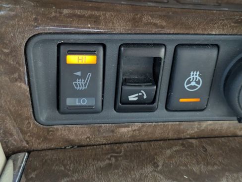 Used 2017 INFINITI QX80 Base w/ Driver Assistance Package image 24