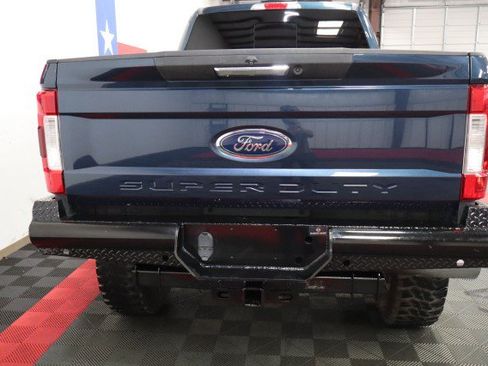 Used 2017 Ford F250 Lariat w/ Chrome Package AWD/4WD image 20