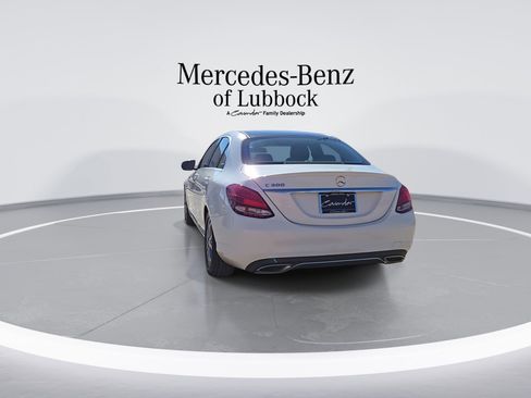Used 2017 Mercedes-Benz C 300 Sedan image 7
