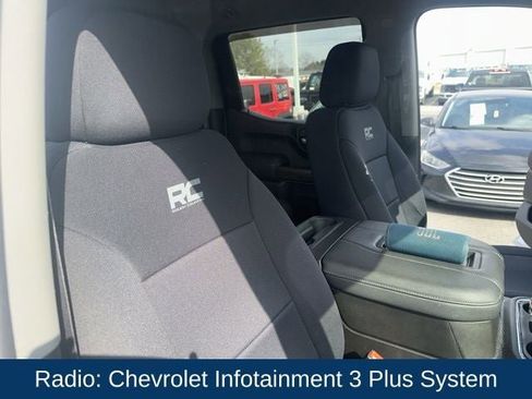 Used 2021 Chevrolet Silverado 1500 LT Trail Boss w/ Convenience Package II image 13