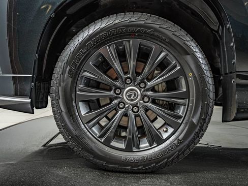 Used 2023 Lexus GX 460 Premium w/ Accessory Package AWD/4WD image 10