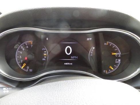 Used 2018 Jeep Grand Cherokee Limited w/ Trailer Tow Group IV image 21