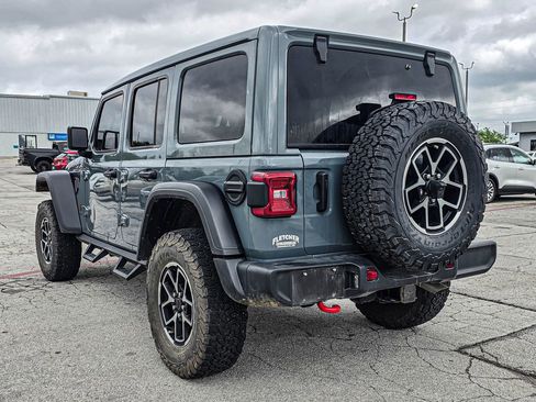 Used 2024 Jeep Wrangler Unlimited Rubicon w/ Technology Group image 4