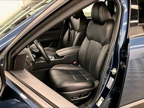 Used 2025 MAZDA CX-50 AWD 2.5 Hybrid w/ Premium Pkg image 24