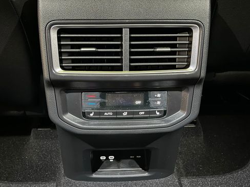 New 2026 Volkswagen Atlas SEL Premium R-Line image 25