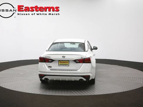Used 2022 Nissan Altima 2.5 SV w/ SV Premium Package FWD image 37