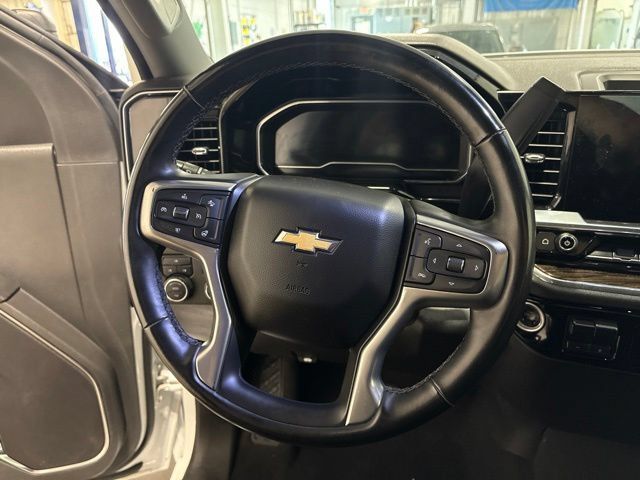 Used 2024 Chevrolet Silverado 2500 LT w/ Convenience Package AWD/4WD image 17