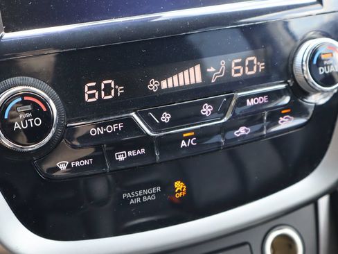 Used 2024 Nissan Murano SV FWD image 22