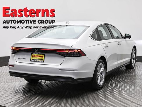 Used 2025 Honda Accord LX image 5