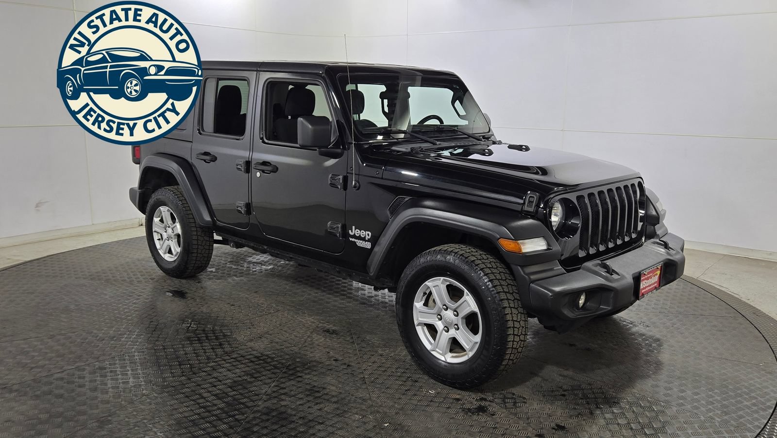 Used 2021 Jeep Wrangler Unlimited Sport AWD/4WD image 9