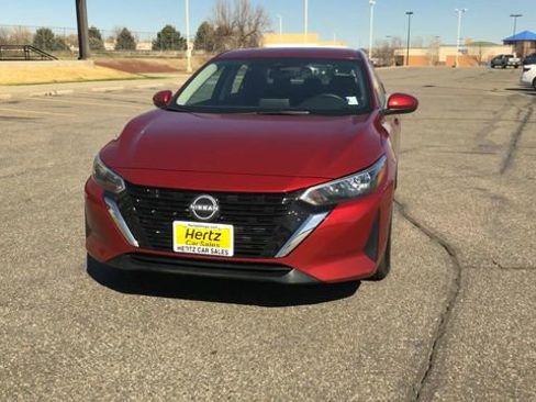 Used 2024 Nissan Sentra SV image 3