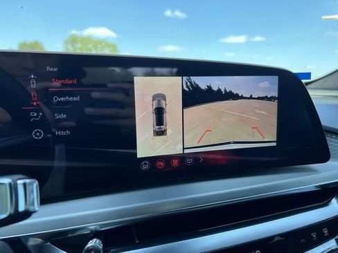 New 2026 Cadillac Lyriq V image 16