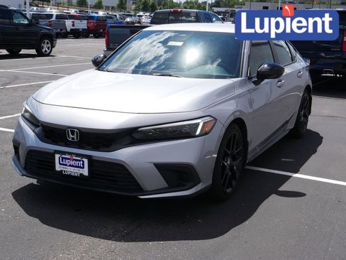 Used 2023 Honda Civic Sport image 8