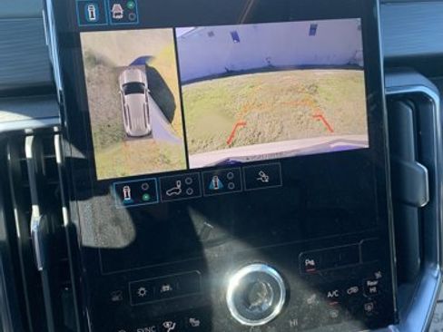 Used 2024 GMC Acadia AT4 image 20