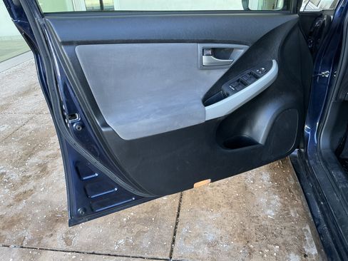 Used 2012 Toyota Prius Two image 14