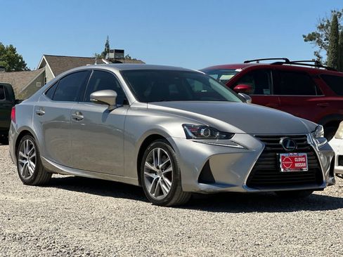 Used 2019 Lexus IS 300 w/ Accessory Package 2 RWD image 10