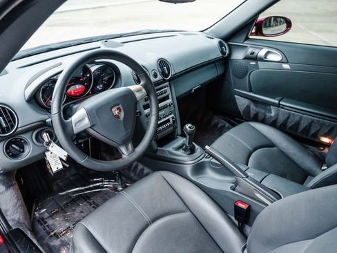 Used 2008 Porsche Cayman image 2