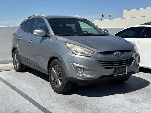 Used 2015 Hyundai Tucson SE AWD/4WD image 1