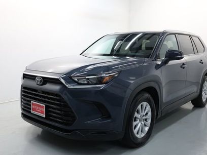 Used 2025 Toyota Grand Highlander FWD