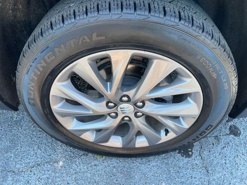 Certified 2025 Buick Enclave Preferred AWD/4WD image 7