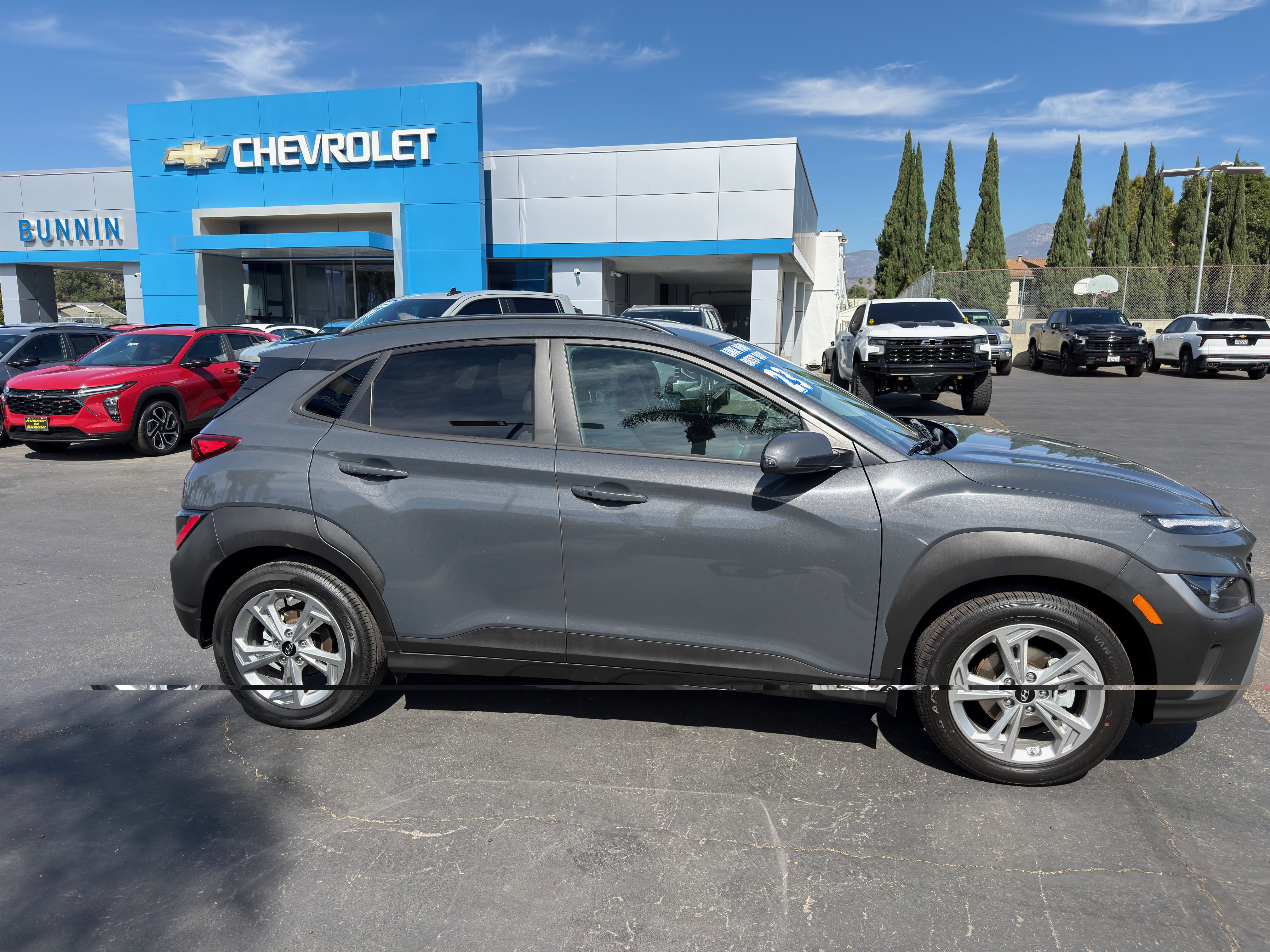Used 2023 Hyundai Kona SEL FWD image 9