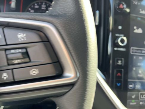 Used 2025 Subaru Ascent Premium w/ Popular Package #2 AWD/4WD image 28