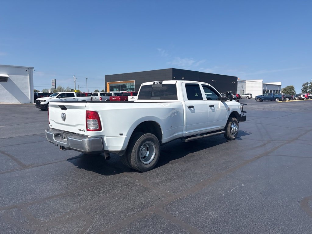Used 2023 RAM 3500 Tradesman AWD/4WD image 16