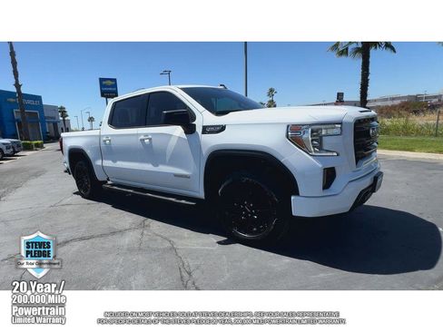 Certified 2021 GMC Sierra 1500 Elevation w/ LPO, Elevation Black Package RWD image 4