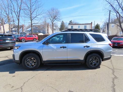 New 2026 Honda Pilot TrailSport image 3