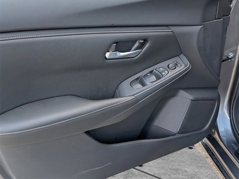 New 2025 Nissan Sentra SV image 15