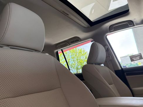 Certified 2023 Lexus GX 460 Luxury w/ Off Road Package AWD/4WD image 18