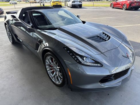 Used 2016 Chevrolet Corvette Z06 Coupe w/ 3LZ w/ 3LZ Preferred Equipment Group RWD image 6