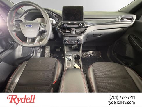 Used 2025 Ford Escape ST-Line Select AWD/4WD image 12