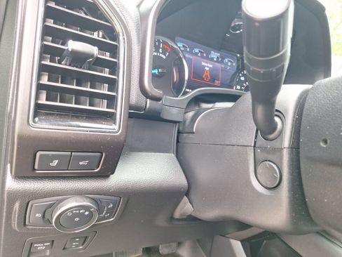 Used 2020 Ford Expedition Limited w/ Texas Edition Package image 18